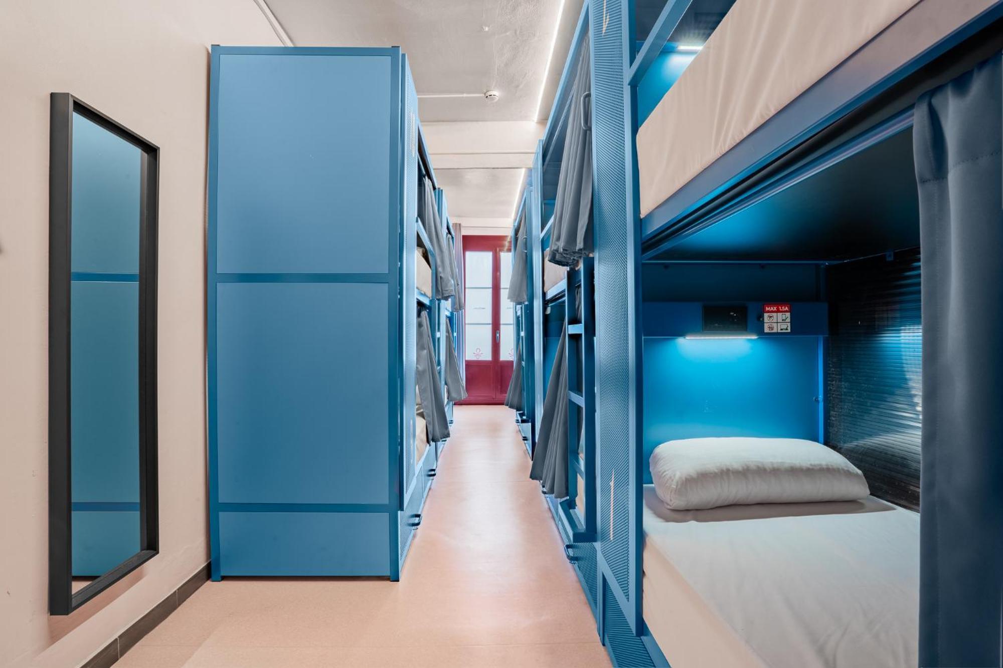 Bed in 10 Beds Mixed Room with Shared Bathroom.,1742877555:JPEG